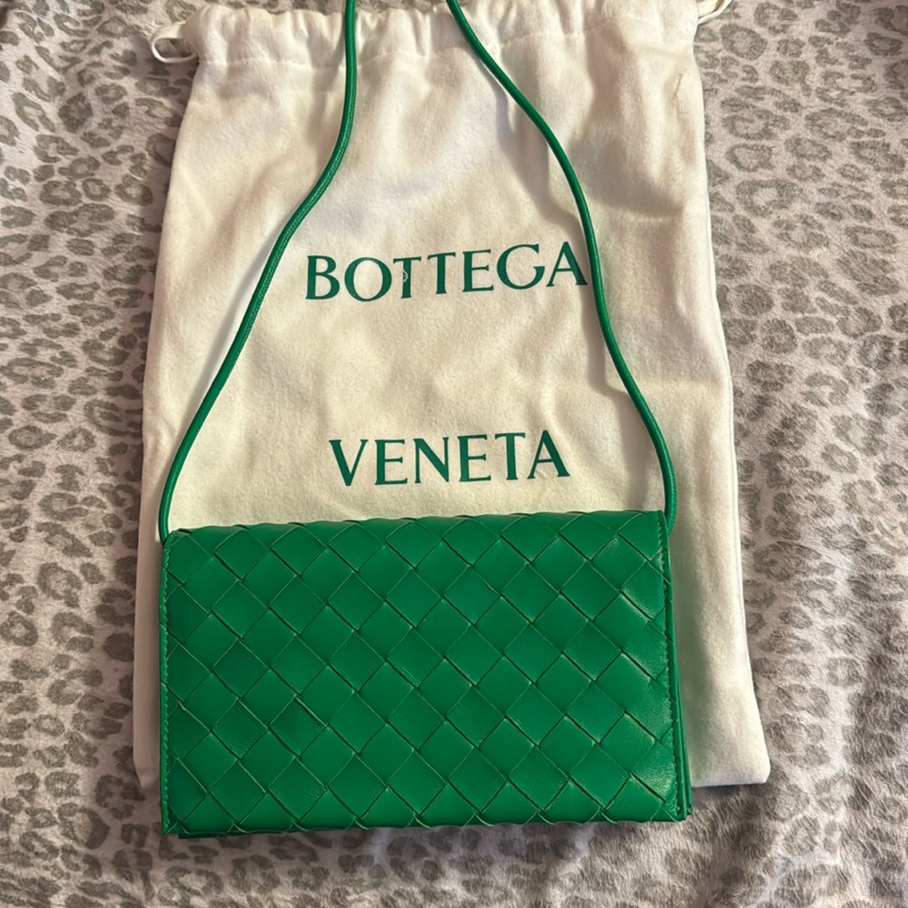 Authentic & Brand New Bottega cross body wallet on strap